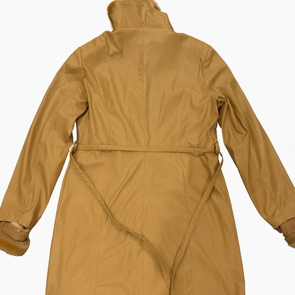 Paparazzi Women’s Camel Faux Leather Coat with Faux Fur Collar & Cuffs – Size M - Picture 4 of 4